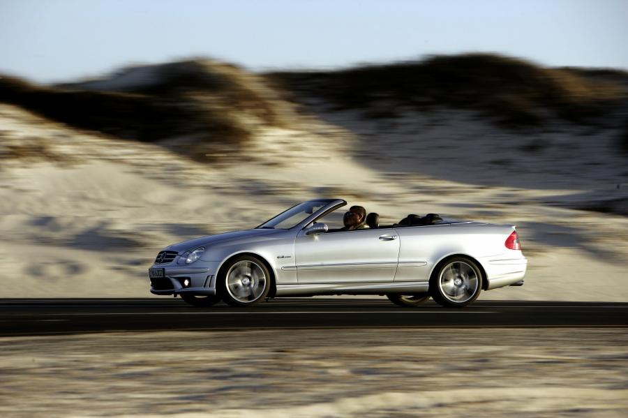  Mercedes-Benz CLK63 AMG Cabriolet 2007 года  (фото 3 из 16)